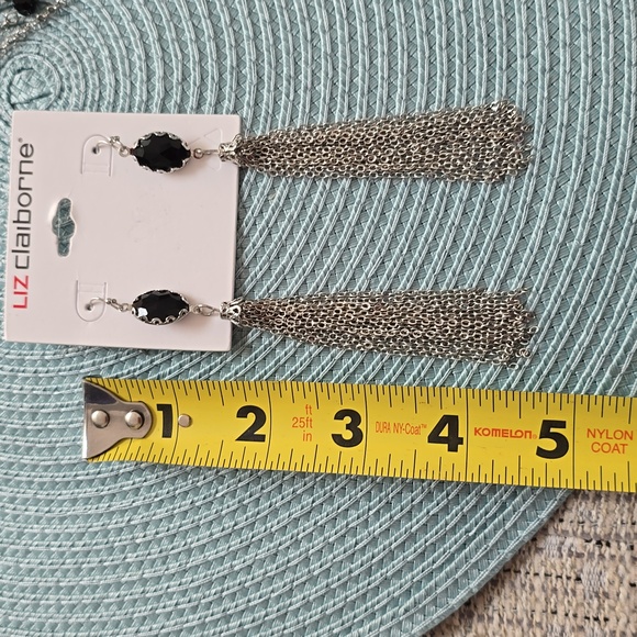 LIZ CLAIBORNE WOMEN'S FASHION JEWELRY BUNDLE OF NECKLACE AND MATCHING EARRINGS - Picture 11 of 14